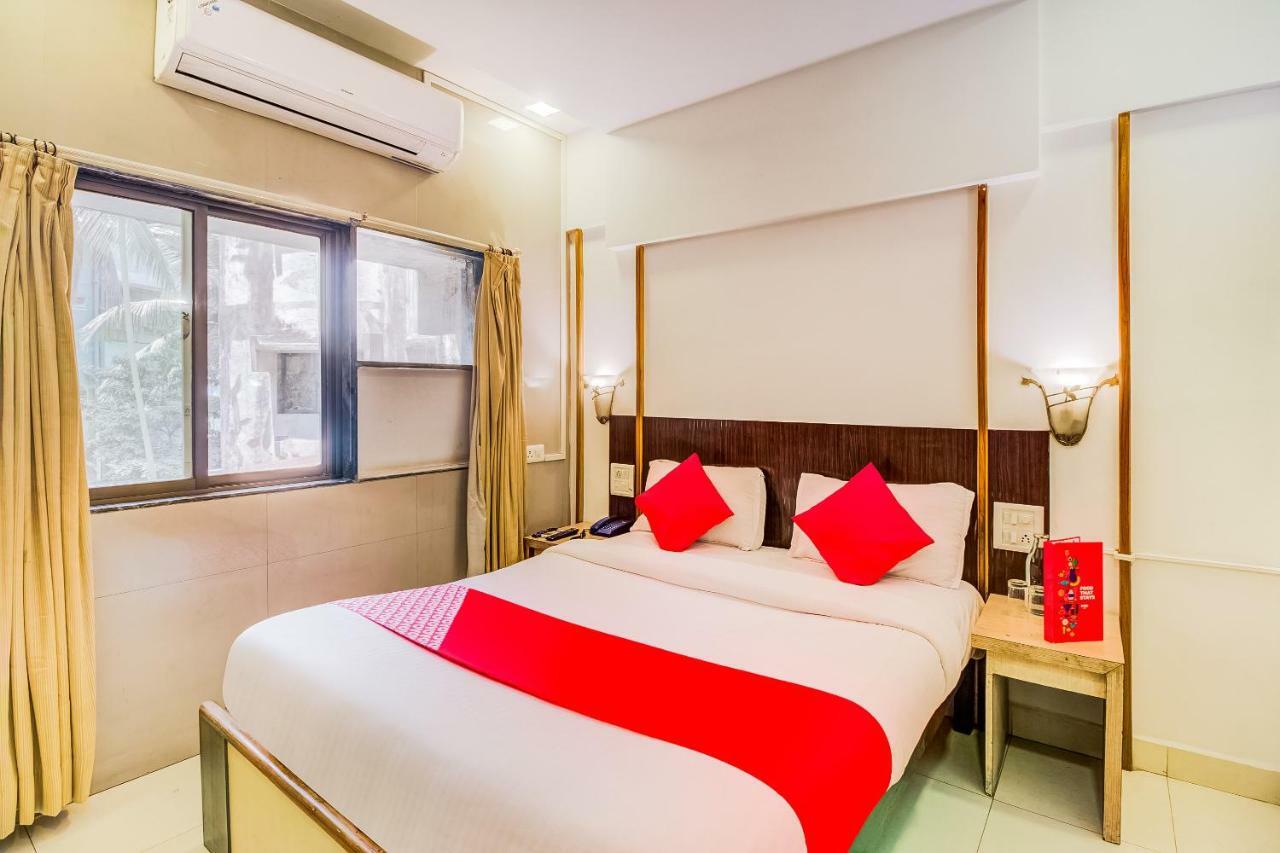 Oyo Flagship 19825 Hotel Panchratna Panvel Eksteriør billede