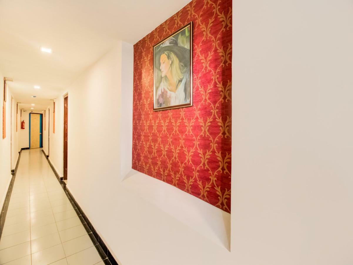 Oyo Flagship 19825 Hotel Panchratna Panvel Eksteriør billede