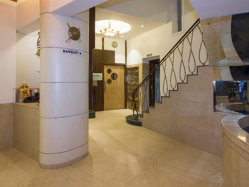 Oyo Flagship 19825 Hotel Panchratna Panvel Eksteriør billede